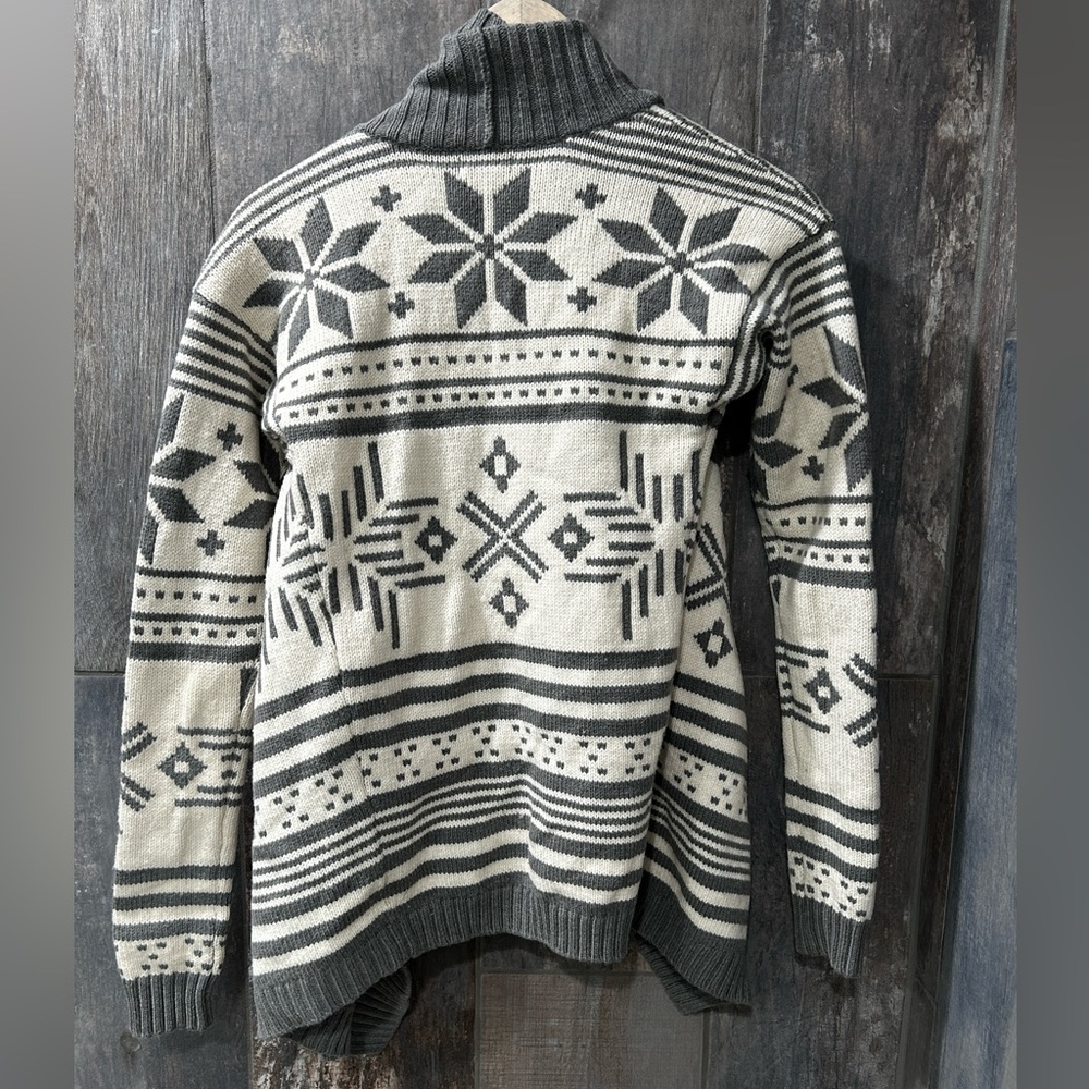 Size XS - Grey & White - Open Knit Sweater - Picture 3 of 3
